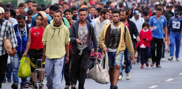 2016 vor intra in UE peste un MILION de refugiati